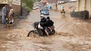 أمطار غزيرة وسيول جارفة تضرب شمال غرب اليمن