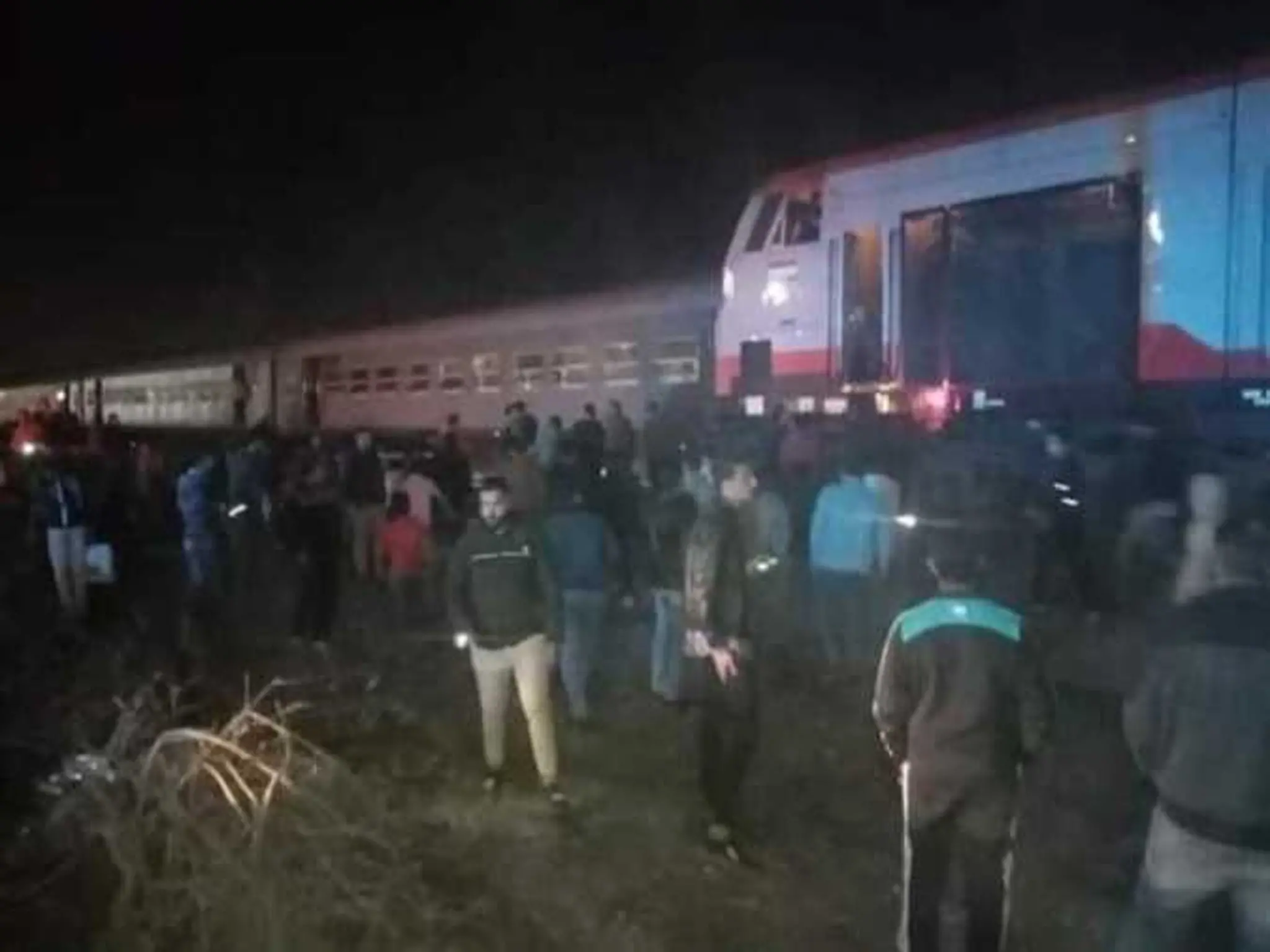 عاجل : حادث قطار عنيف اليوم ونشر أسماء المصابين وسبب الحادث