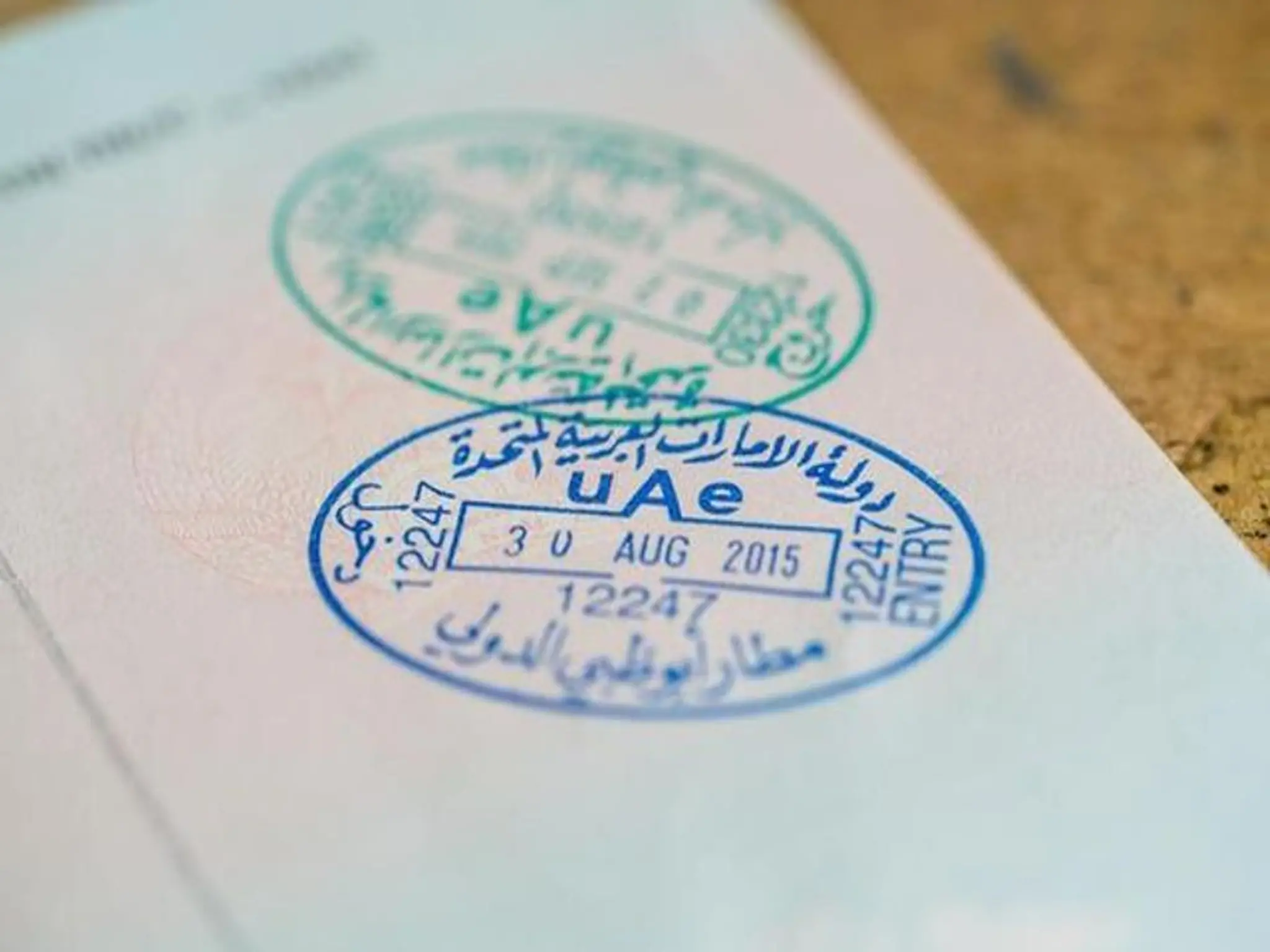 Announcing cases of exemption from issuing UAE visas to incoming travelers