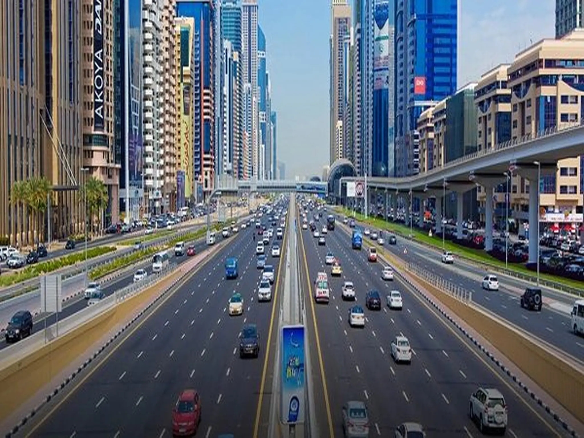 The launch of new roads in the UAE reduces travel time by 60%
