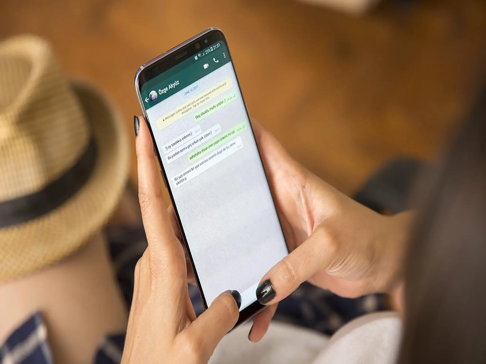 WhatsApp launches a new feature to protect men from intruding wives