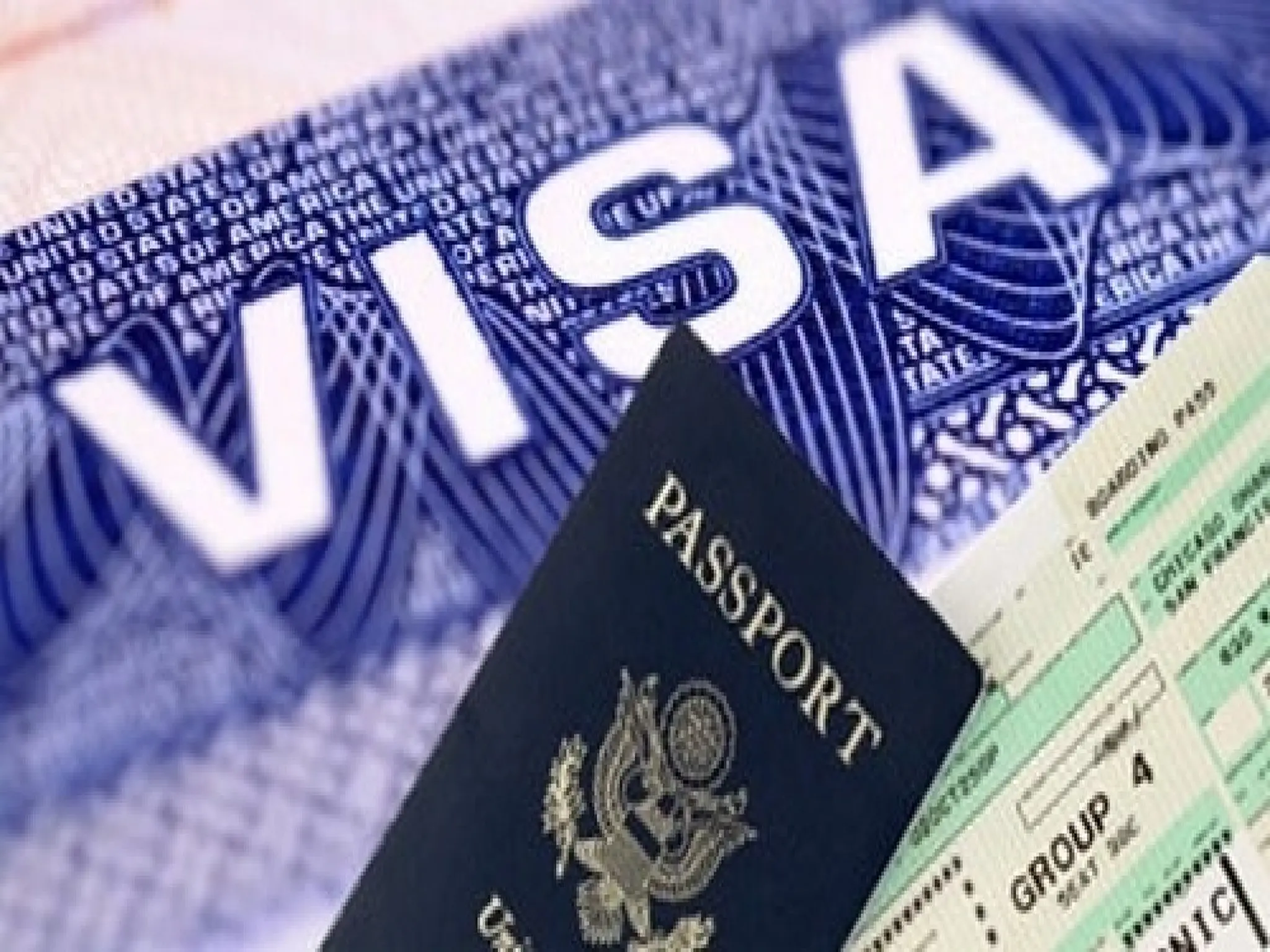 Urgent.. The emirates issues a decision regarding the employment visa