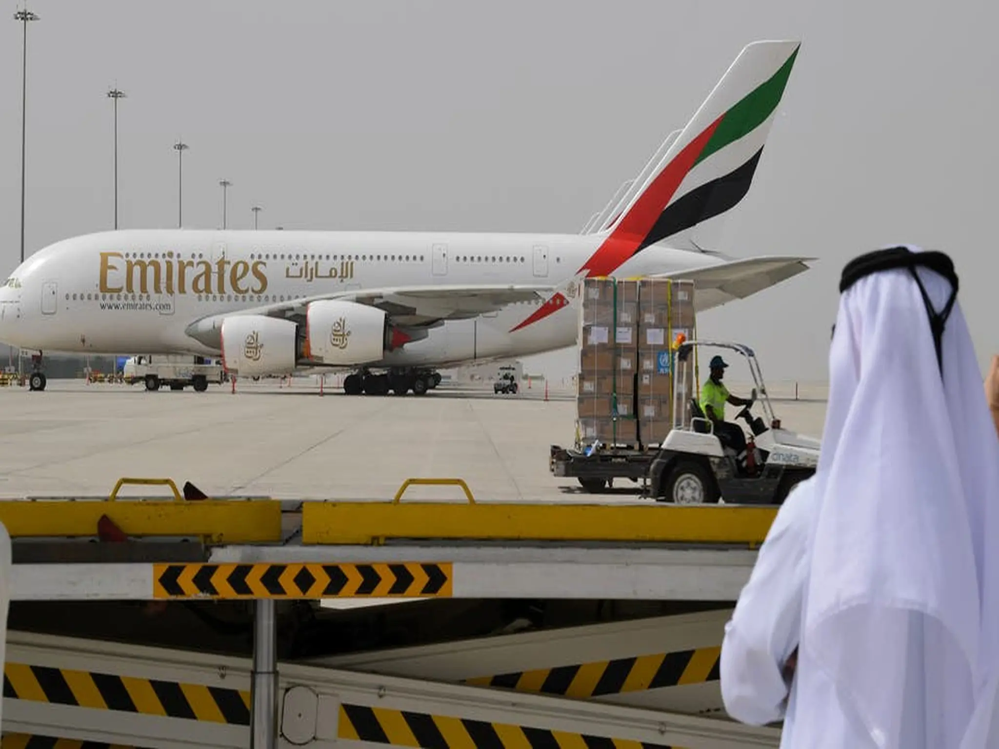 Emirates Airlines gives free services to all travelers by its flights