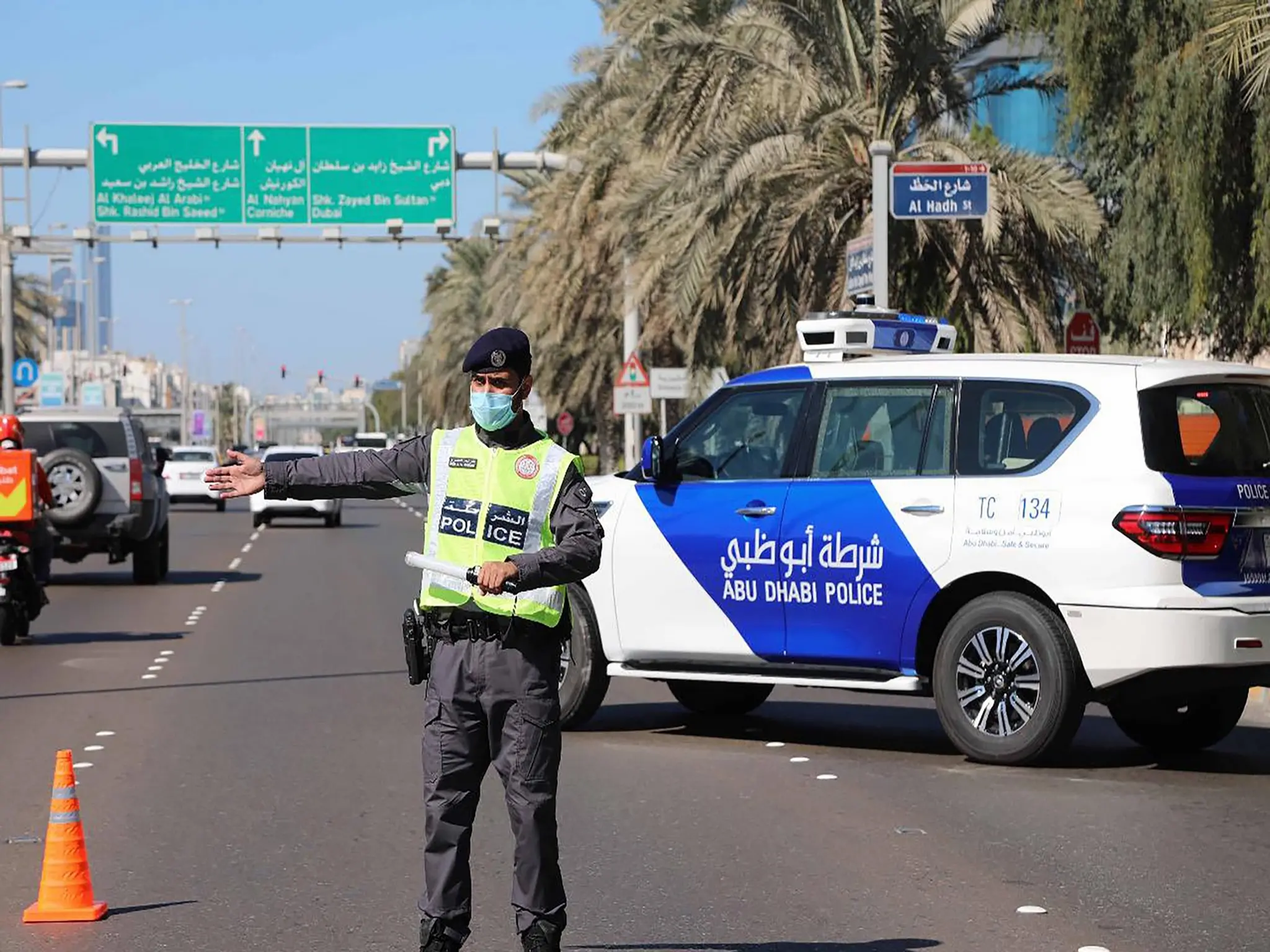 Abu Dhabi Police: Starting to catch speeding violators on Sheikh Mohammed bin Rashid Road
