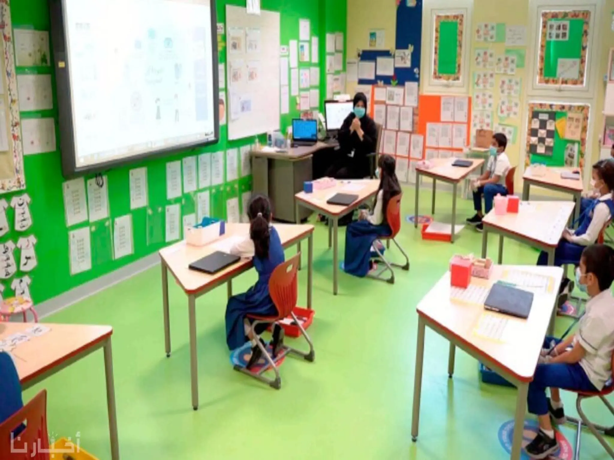 تعليم الإمارات: تحويل 20000 طالب من مدراس خاصة إلى مدارس حكومة 