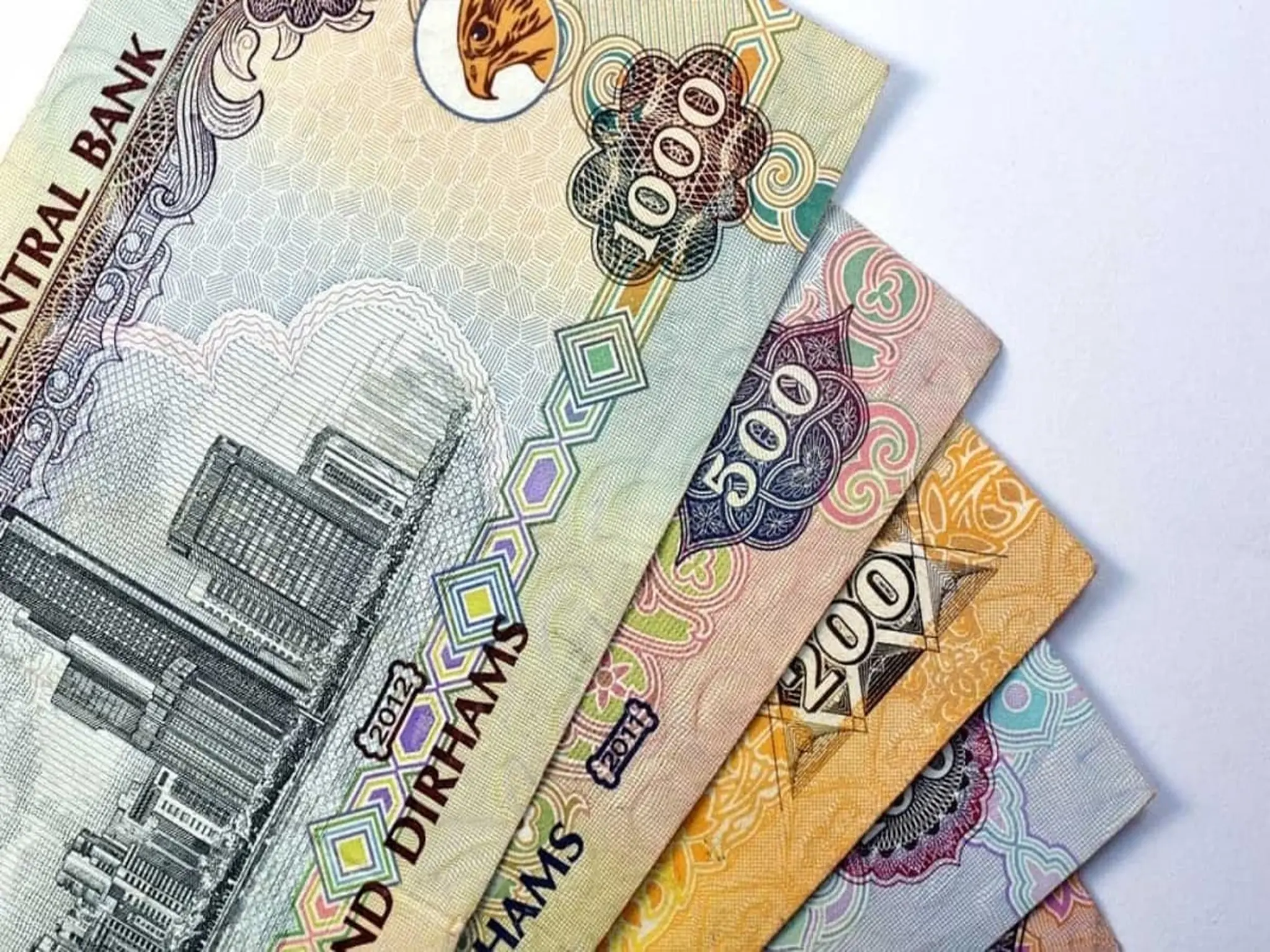 UAE issues a new fine of up to 200 thousand dirhams