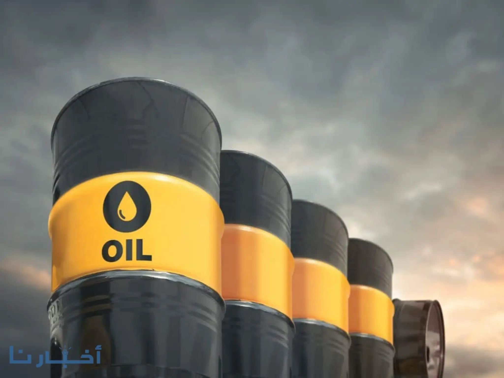 انخفاض أسعار النفط عالمياً مع التخفيضات الطوعية لأوبك +