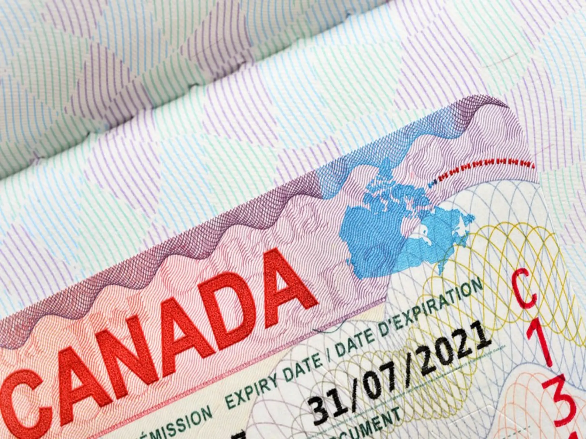 كندا تعلن عن قرارات منح تأشيرة  عن بعد 2024 
