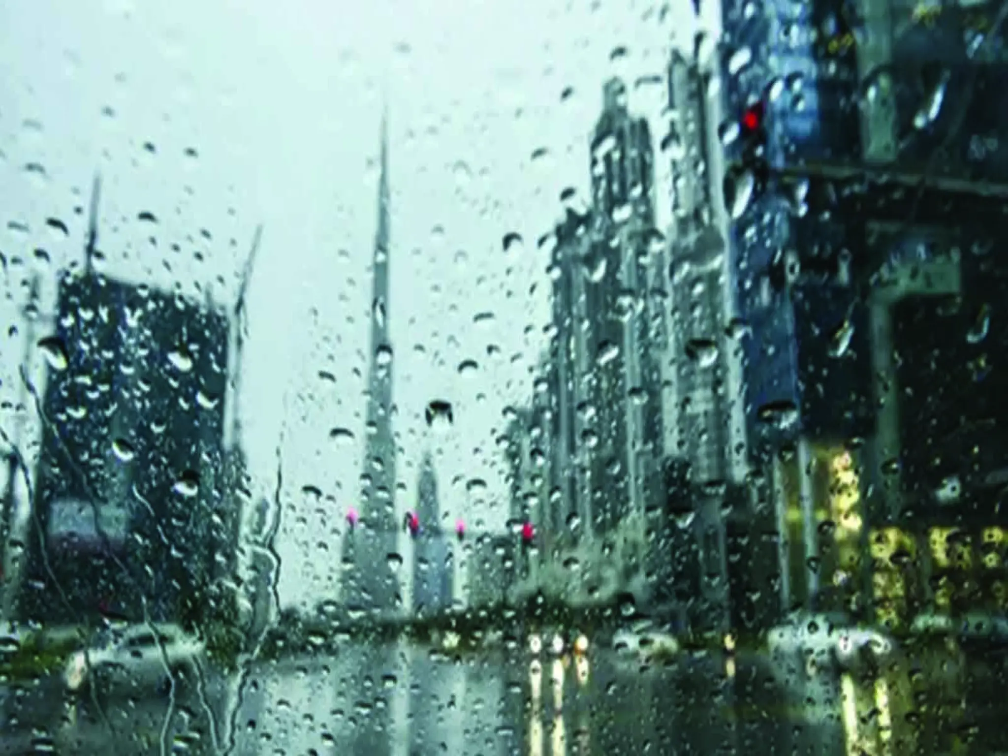The UAE issues widespread warnings due to heavy rain hitting these areas this week