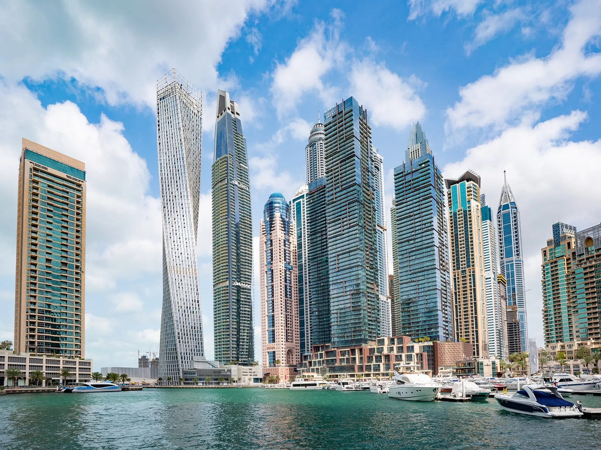 دبي تشهد قفزة قوية في إعداد البيانات الجمركية لتصل إلى 1.13 مليون بيان جمركي
