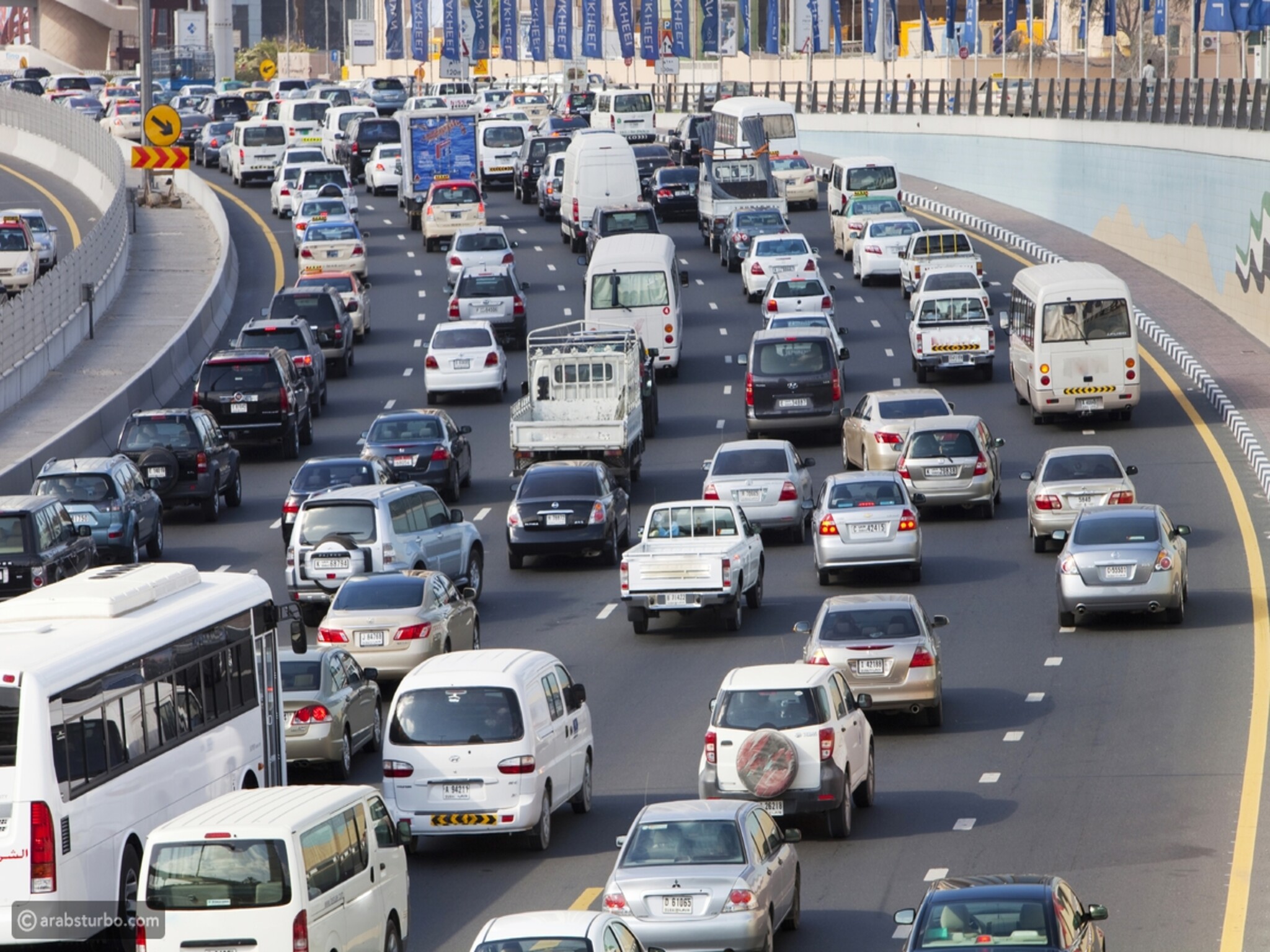 The Emirates Roads Authority issues a warning to drivers