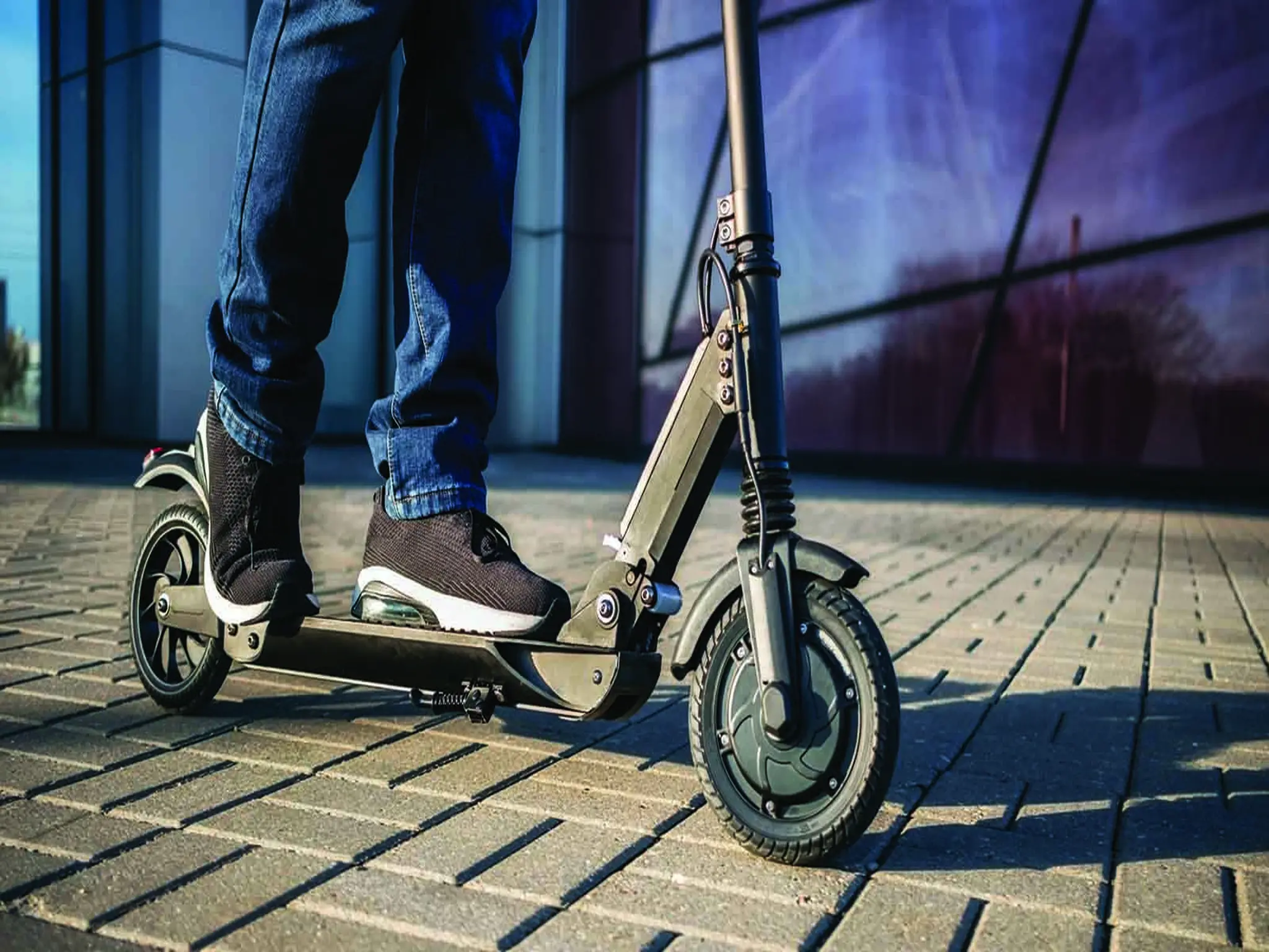 UAE: RTA completely prohibits the use of e-scooters in these places