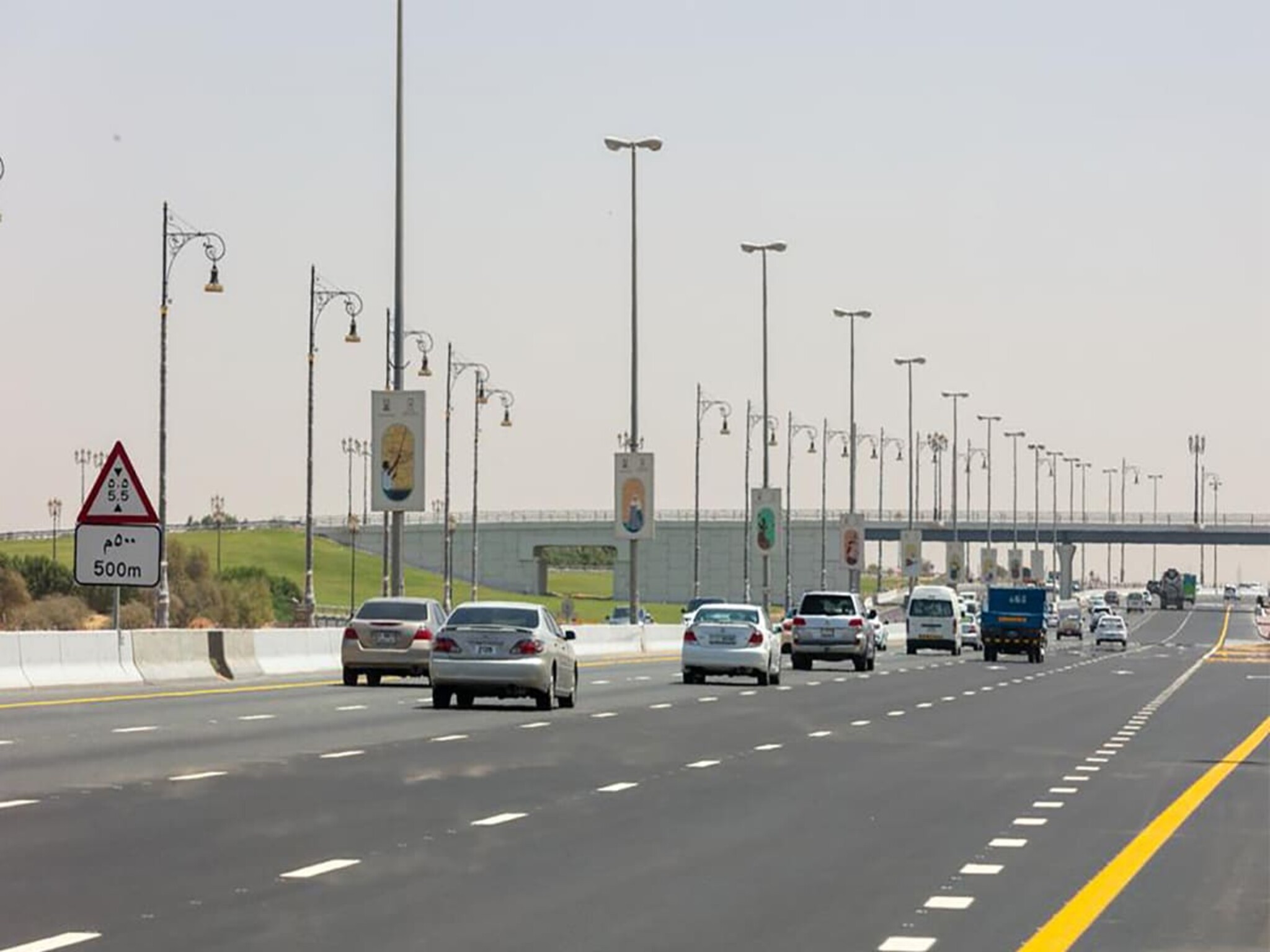 إغلاق بعض الطرق الرئيسية في أبو ظبي جزئيا حتى يوم ٣٠ أبريل