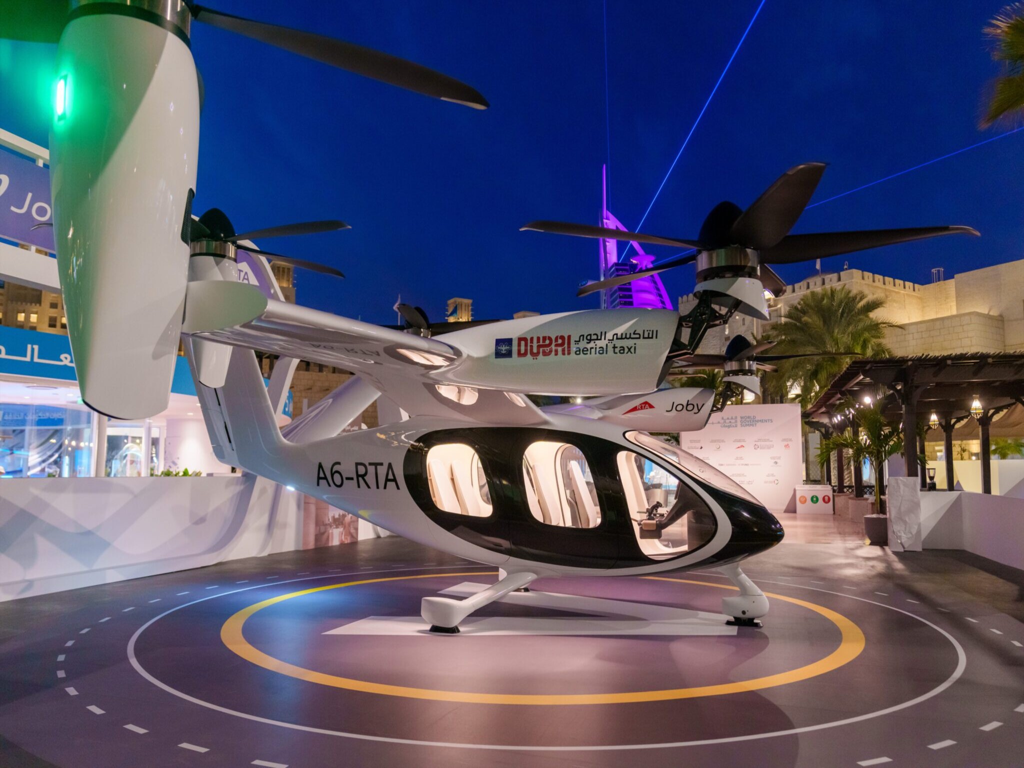 Flying taxis in the UAE shorten the travel time between Dubai and Abu Dhabi to minutes