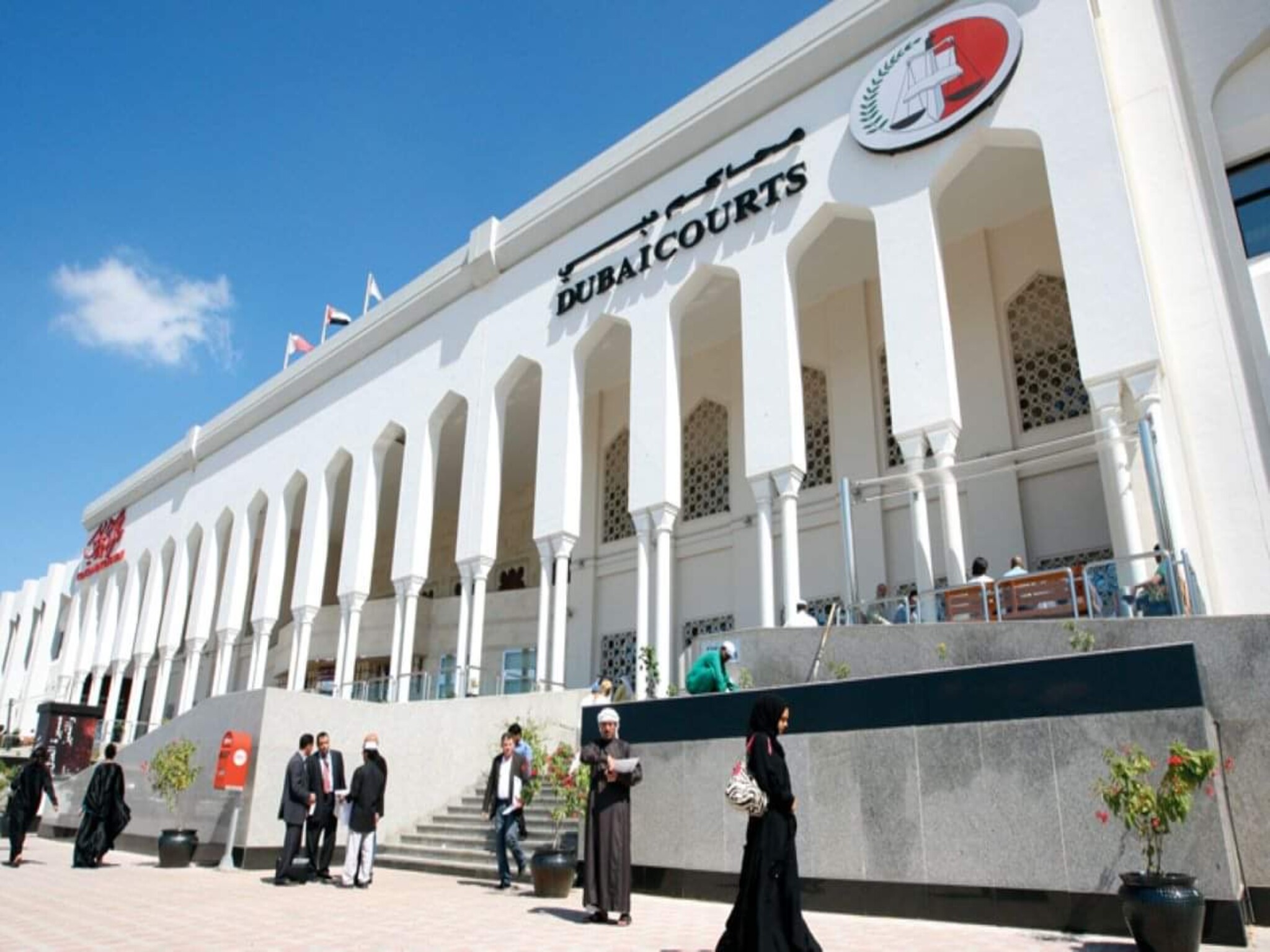 Dubai Court: Worker compensation of 500 thousand UAE dirhams