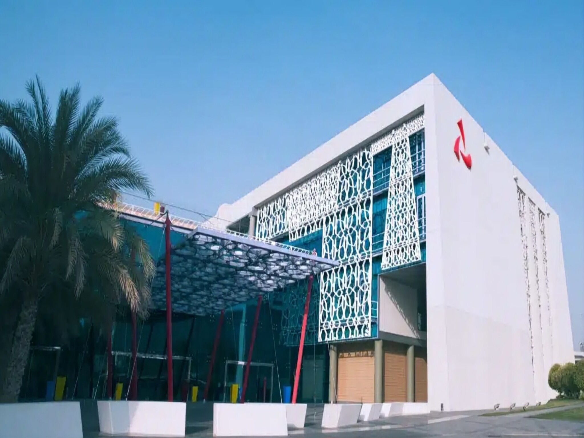إجراءات تجديد بطاقة بنك مسقط عمان 2024 وأنواعها