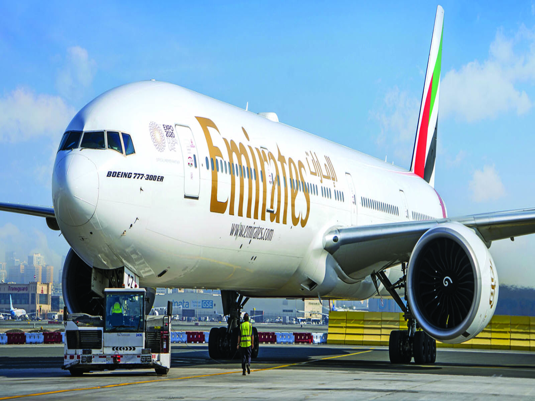 Emirates Airlines announces the suspension of travel completion for all customers through Dubai airport