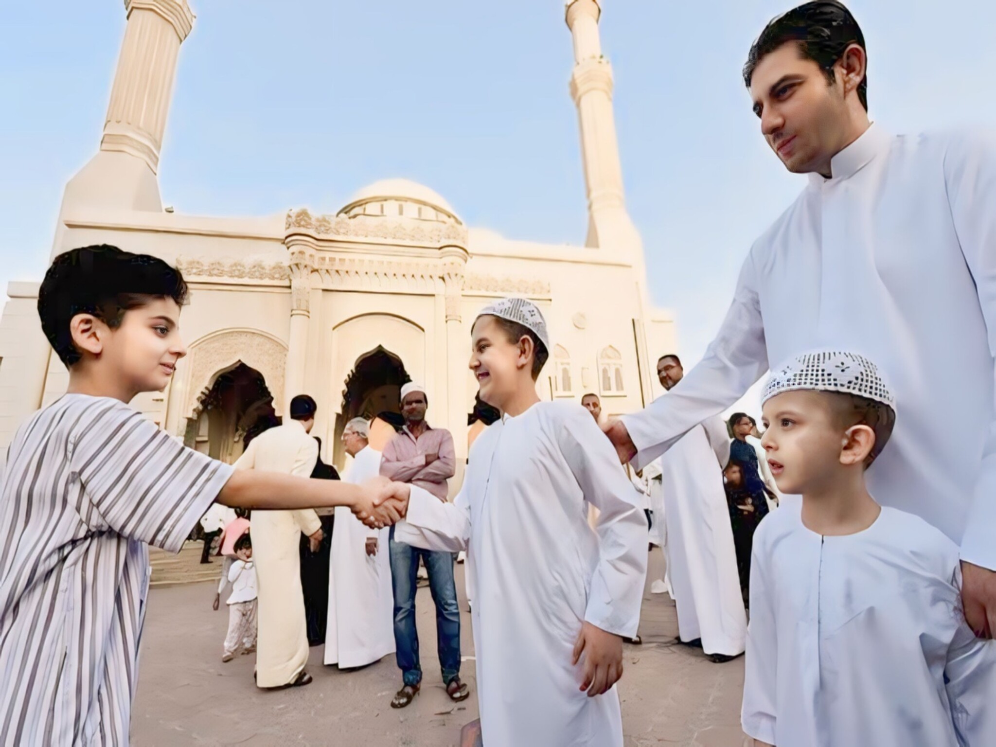 موعد وأماكن إقامة صلاة "عيد الفطر" في الإمارات 2024