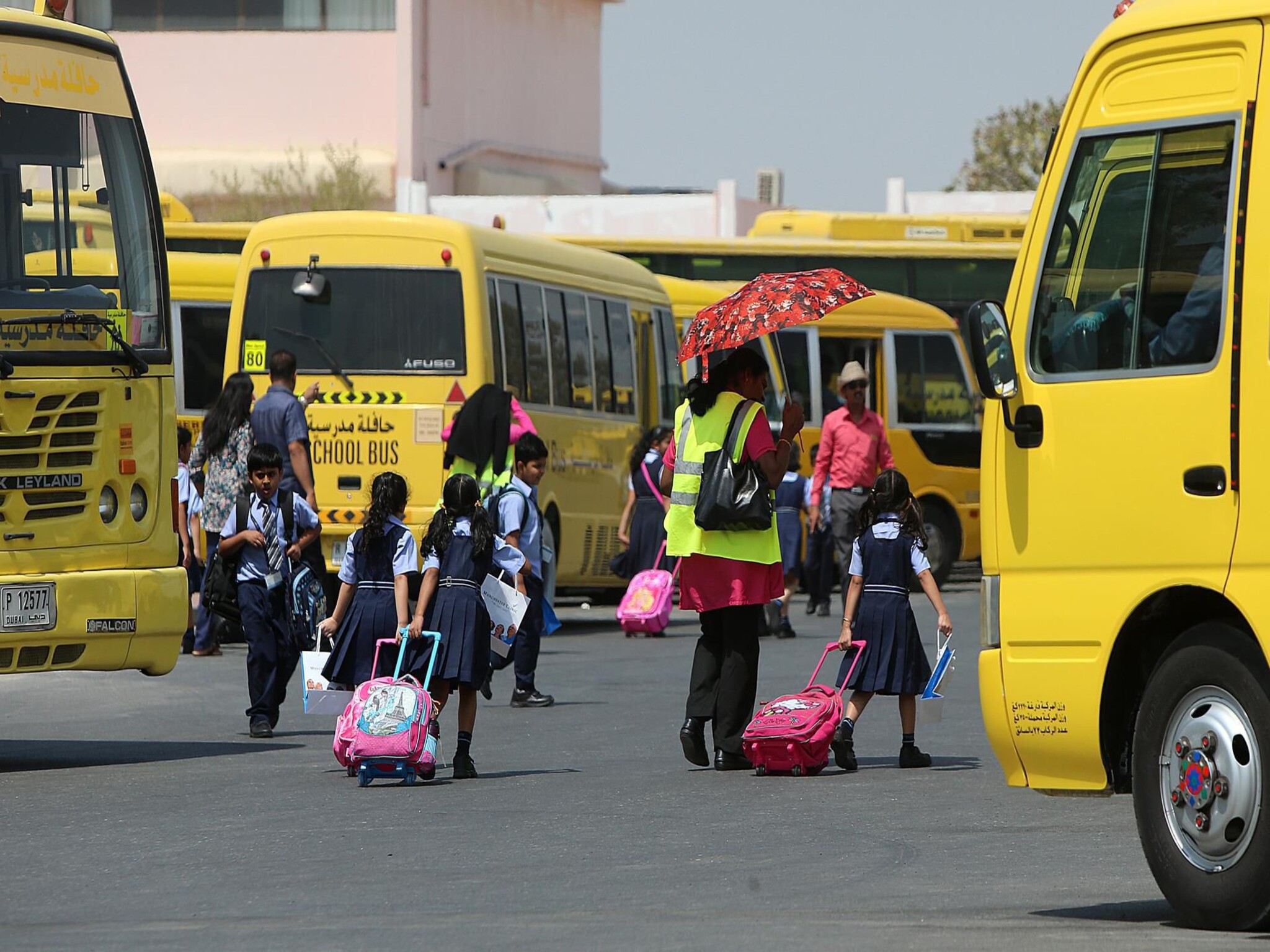 المدارس الإماراتية توجه رسالة هامة إلى أولياء الأمور حرصا على سلامة الطلاب