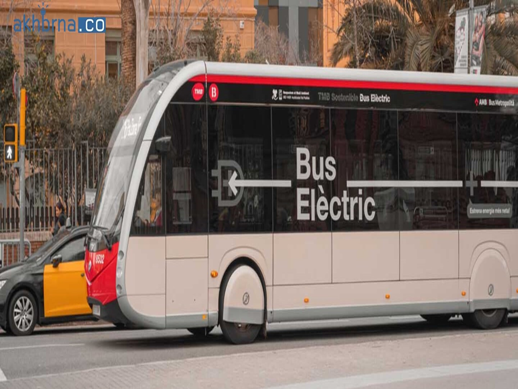 Dubai launches 30 electric buses to serve commuters in 3 major areas
