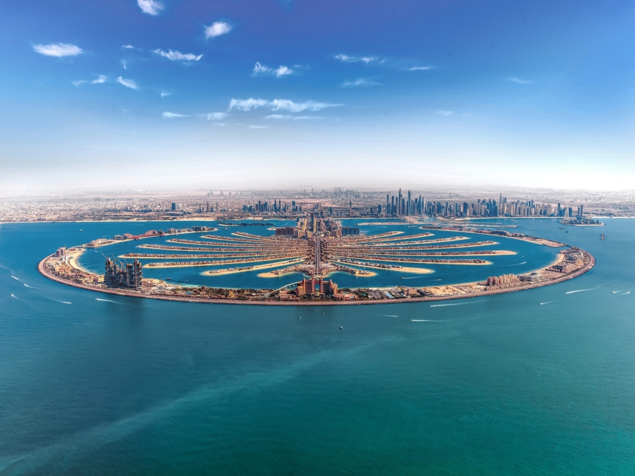 عقارات دبي تسجل مبيعات نصفية ونتائج قياسية بمبالغ ضخمة